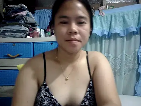 xxdreamgirl69 online show from 06-05-26, 10:04