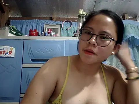 Snapshot of xxdreamgirl69 chatting on 07-24-26, 03:37 xxdreamgirl69 online show from 07-24-26, 03:37