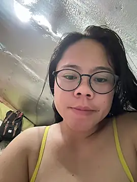 Snapshot of xxdreamgirl69 chatting on 07-25-26, 12:25 xxdreamgirl69 online show from 07-25-26, 12:25