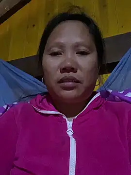 Snapshot of LeoPet2x chatting on 12-02-25, 01:00 LeoPet2x online show from 12-02-25, 01:00