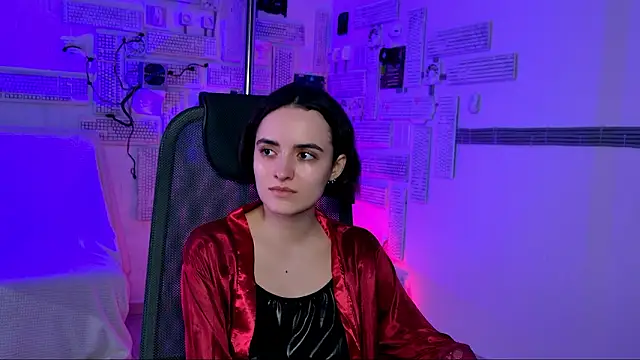 KateWillows online show from 03-15-26, 04:29