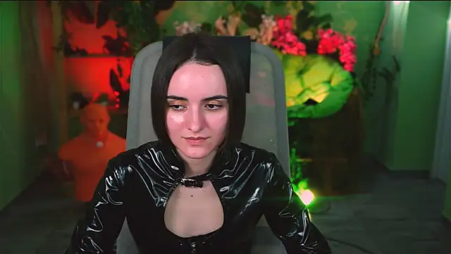 KateWillows online show from 04-07-26, 05:08