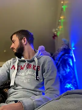 Snapshot of Grek32X chatting on 12-02-25, 07:14 Grek32X online show from 12-02-25, 07:14