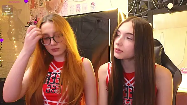 sunny luna online show from 03-05-26, 02:02