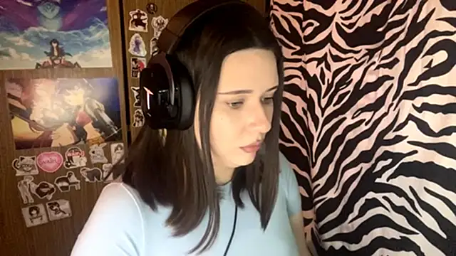 Snapshot of AngeliqueSulima chatting on 12-05-25, 09:29 AngeliqueSulima online show from 12-05-25, 09:29