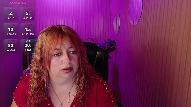 MilfArlet online show from 06-11-26, 02:15