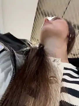 Snapshot of ZaraHill chatting on 12-02-25, 04:07 ZaraHill online show from 12-02-25, 04:07