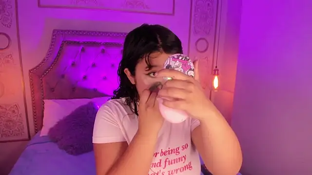 Snapshot of honny_blaice chatting on 12-03-25, 12:14 honny blaice online show from 12-03-25, 12:14