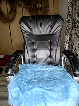 Snapshot of RESHMA01 chatting on 12-04-25, 02:21 RESHMA01 online show from 12-04-25, 02:21