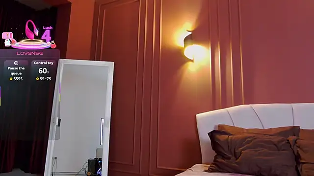 OliviaMazee online show from 01-10-26, 06:53