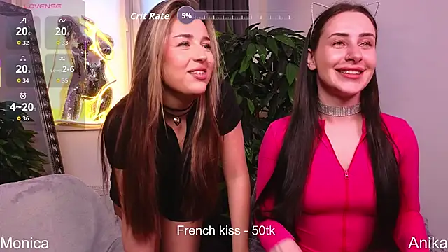 Snapshot of AnikaHarrys- chatting on 11-30-25, 01:15 AnikaHarrys- online show from 11-30-25, 01:15