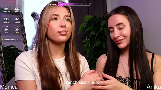 Snapshot of AnikaHarrys- chatting on 12-14-25, 01:05 AnikaHarrys- online show from 12-14-25, 01:05