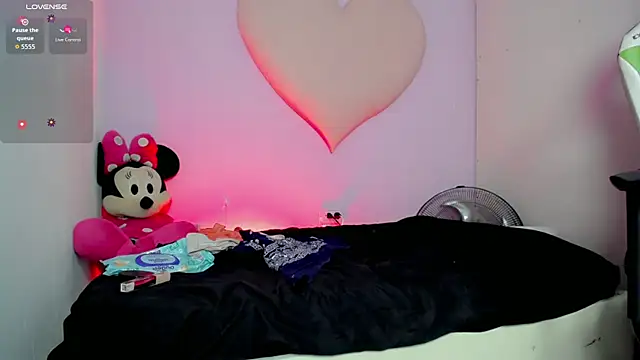 Snapshot of Mishell_hot_ chatting on 12-02-25, 07:53 Mishell hot online show from 12-02-25, 07:53