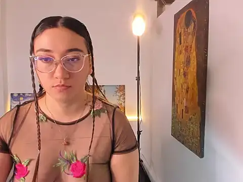 Snapshot of SwettieSammy chatting on 12-01-25, 12:43 SwettieSammy online show from 12-01-25, 12:43