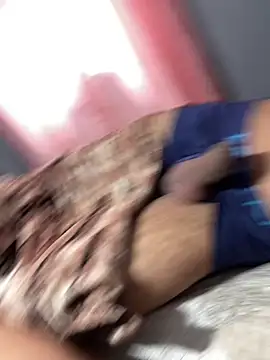 larysinha online show from 04-12-26, 12:32