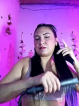 Emy cutee online show from 04-27-26, 01:09