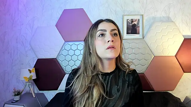 AriaRous online show from 04-22-26, 03:13