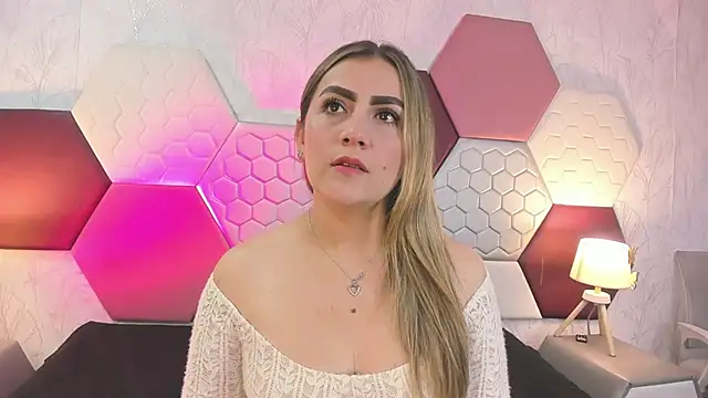 AriaRous online show from 06-30-26, 02:29