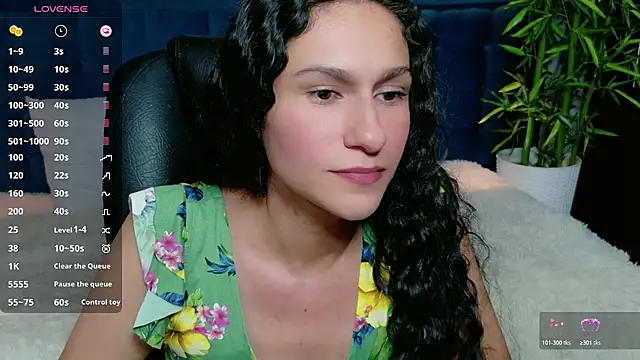 Snapshot of violeta_0426 chatting on 12-16-25, 01:32 violeta 0426 online show from 12-16-25, 01:32