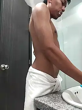 Snapshot of santinaughty chatting on 12-17-25, 02:06 santinaughty online show from 12-17-25, 02:06