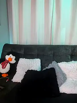 Snapshot of BonnieRitz chatting on 12-01-25, 12:10 BonnieRitz online show from 12-01-25, 12:10