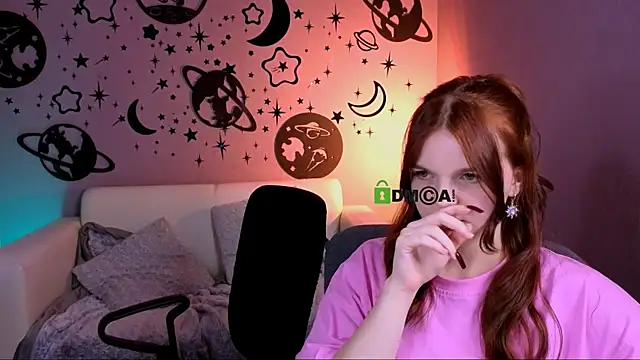 Snapshot of mikameovv chatting on 06-12-26, 02:54 mikameovv online show from 06-12-26, 02:54