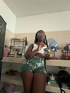 Snapshot of ZahhyGrey chatting on 07-24-26, 09:24 ZahhyGrey online show from 07-24-26, 09:24