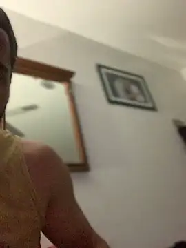 Snapshot of Calientesensible chatting on 02-22-26, 06:24 Calientesensible online show from 02-22-26, 06:24