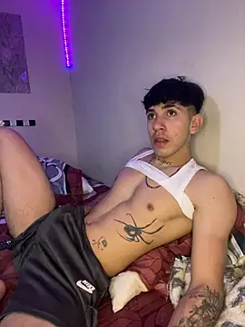 Snapshot of wil_hot chatting on 01-14-26, 03:12 wil hot online show from 01-14-26, 03:12