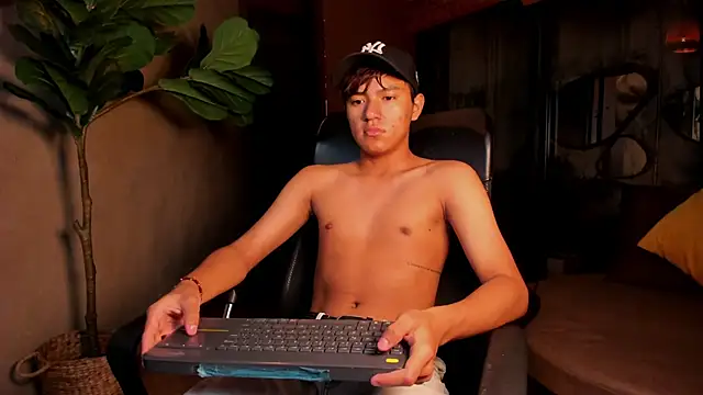 isaac grimm online show from 03-03-26, 03:34