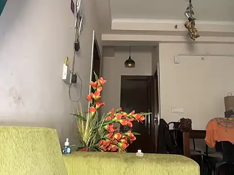 Piyyuu online show from 06-19-26, 06:18
