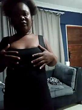 Snapshot of VanityXX chatting on 12-16-25, 07:41 VanityXX online show from 12-16-25, 07:41