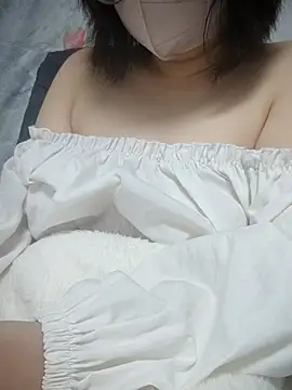 miniiceyya online show from 01-12-26, 05:07