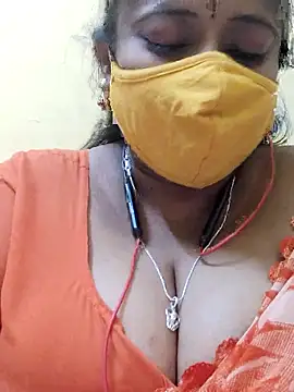 Snapshot of Thanmaya22 chatting on 12-17-25, 03:07 Thanmaya22 online show from 12-17-25, 03:07