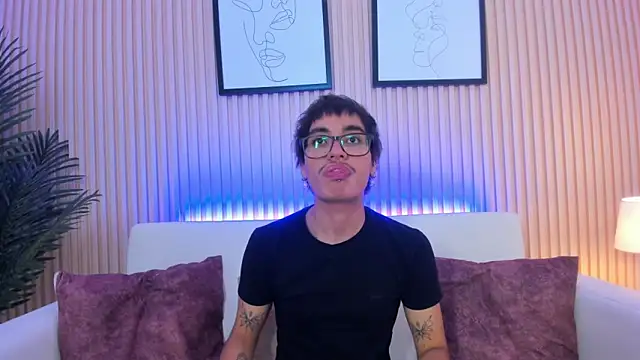 Antonio rowan online show from 12-02-25, 06:47