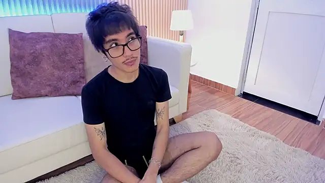 Antonio rowan online show from 12-15-25, 01:26