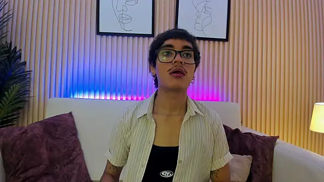 Antonio rowan online show from 12-16-25, 01:16