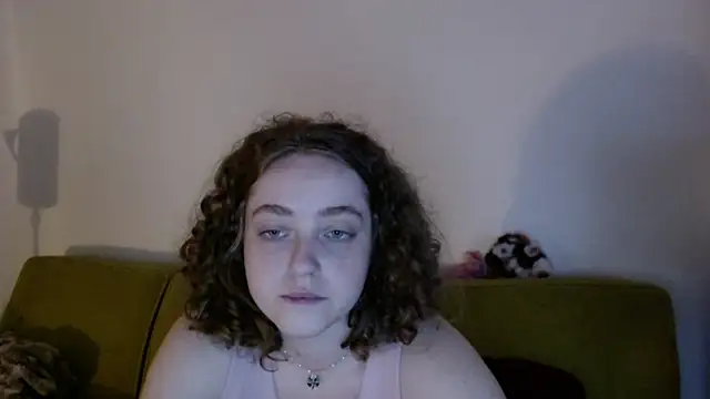 DeliaBlew online show from 05-23-26, 11:47