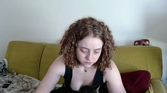 DeliaBlew online show from 05-30-26, 02:14