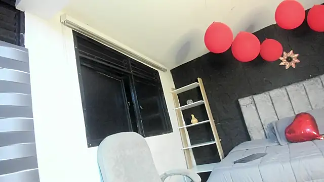 Cherrybombs  online show from 04-28-26, 03:44