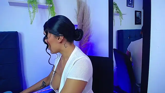 Jul honeyy online show from 12-16-25, 12:37