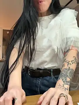 Ruby yy online show from 12-05-25, 07:43