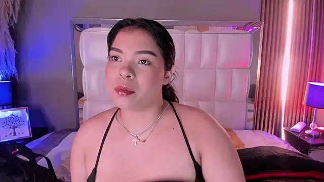 xCharlotte 20 online show from 03-11-26, 08:26