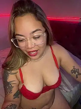 Lindalatina2001 online show from 02-27-26, 01:27