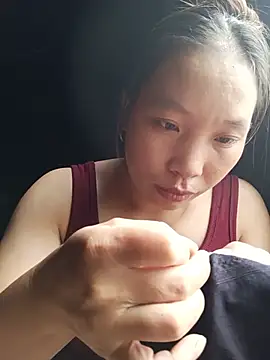 Snapshot of Evelyn-n chatting on 07-02-26, 02:55 Evelyn-n online show from 07-02-26, 02:55