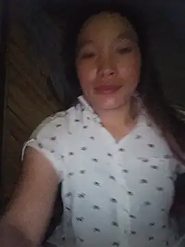 Snapshot of Evelyn-n chatting on 07-07-26, 12:02 Evelyn-n online show from 07-07-26, 12:02