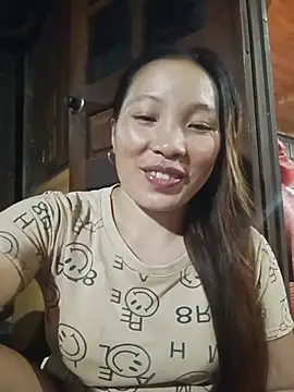 Snapshot of Evelyn-n chatting on 07-18-26, 01:26 Evelyn-n online show from 07-18-26, 01:26