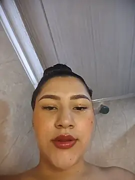 Julia-Blair online show from 04-01-26, 04:37