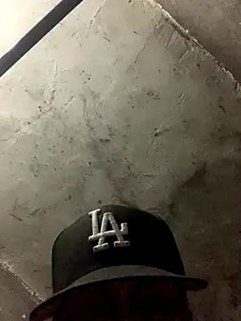 Snapshot of Xxxcharly chatting on 12-18-25, 05:57 Xxxcharly online show from 12-18-25, 05:57