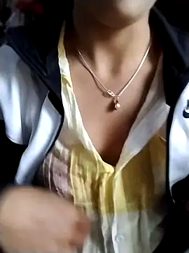 Snapshot of iam-eli chatting on 12-05-25, 01:03 iam-eli online show from 12-05-25, 01:03